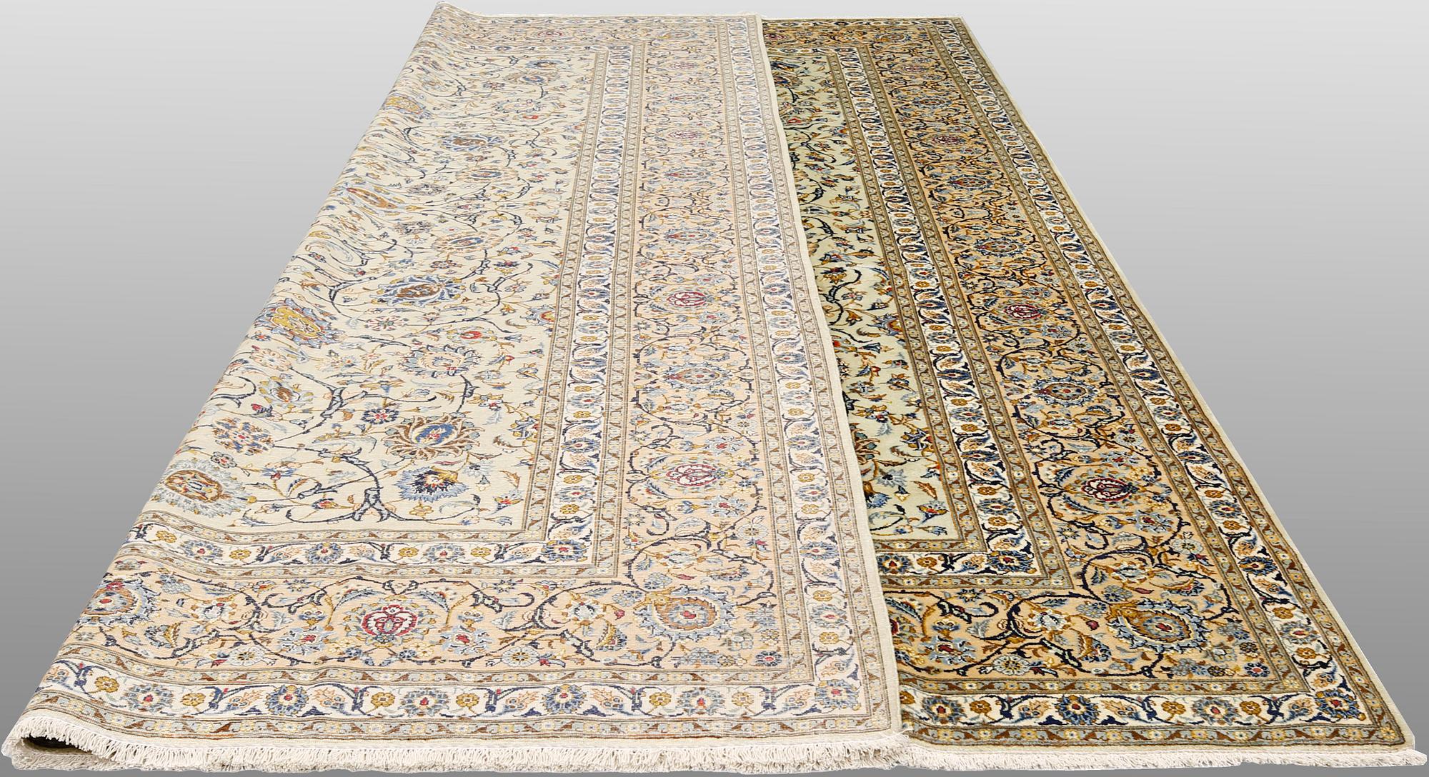 A Keshan carpet, approx. 402 x 300 cm.