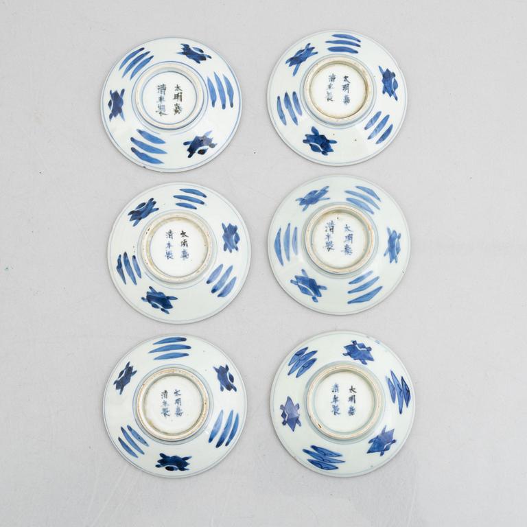 Fat, 6 st, porslin, Kina, sen Qingdynasti.