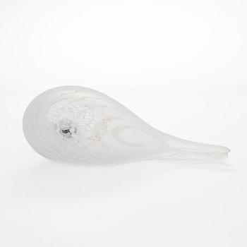 Oiva Toikka, A glass bird 'Species of tern', signed Oiva Toikka Nuutajärvi Notsjö 1474/3000.