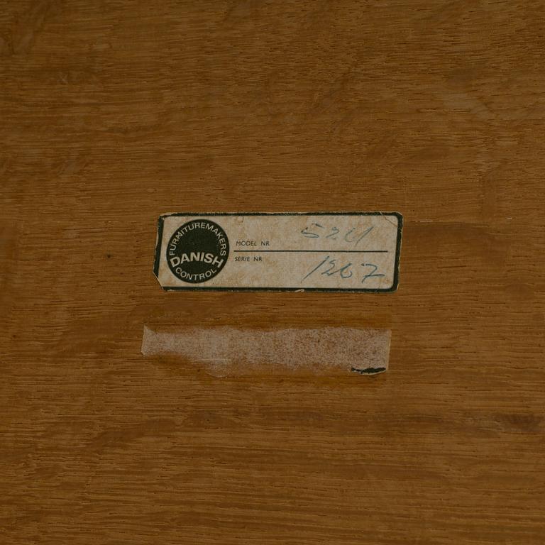 BØRGE MOGENSEN, soffbord, ek. Danmark.