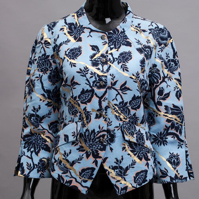 KAVAJ, Christian Lacroix.