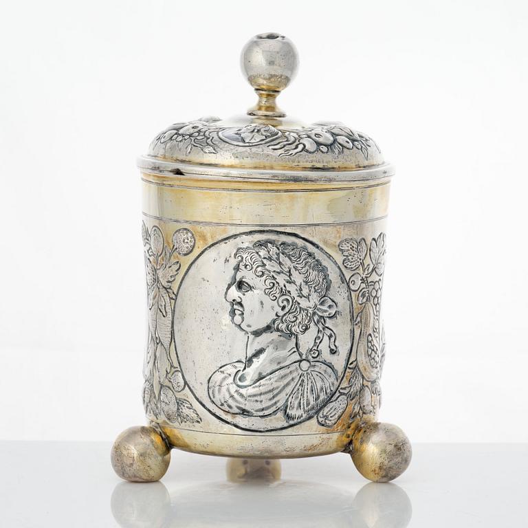 A German Baroque parcel-gilt silver cup and cover, mark of Johann I Drentwett, Augsburg 1695-1700.