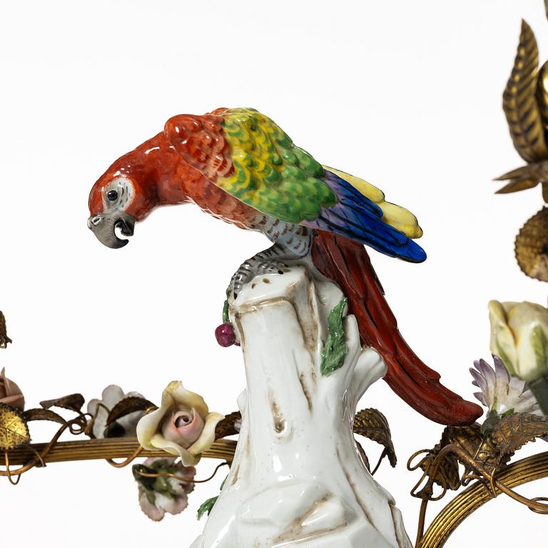 Table lamp, Ackermann & Fritze, Rudolstadt Volkstedt, Germany, early 20th century.