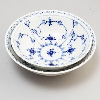 ROYAL COPENHAGEN, a part 'Musselmalet' coffee and dinner porcelain service, Denmark (69 pieces).