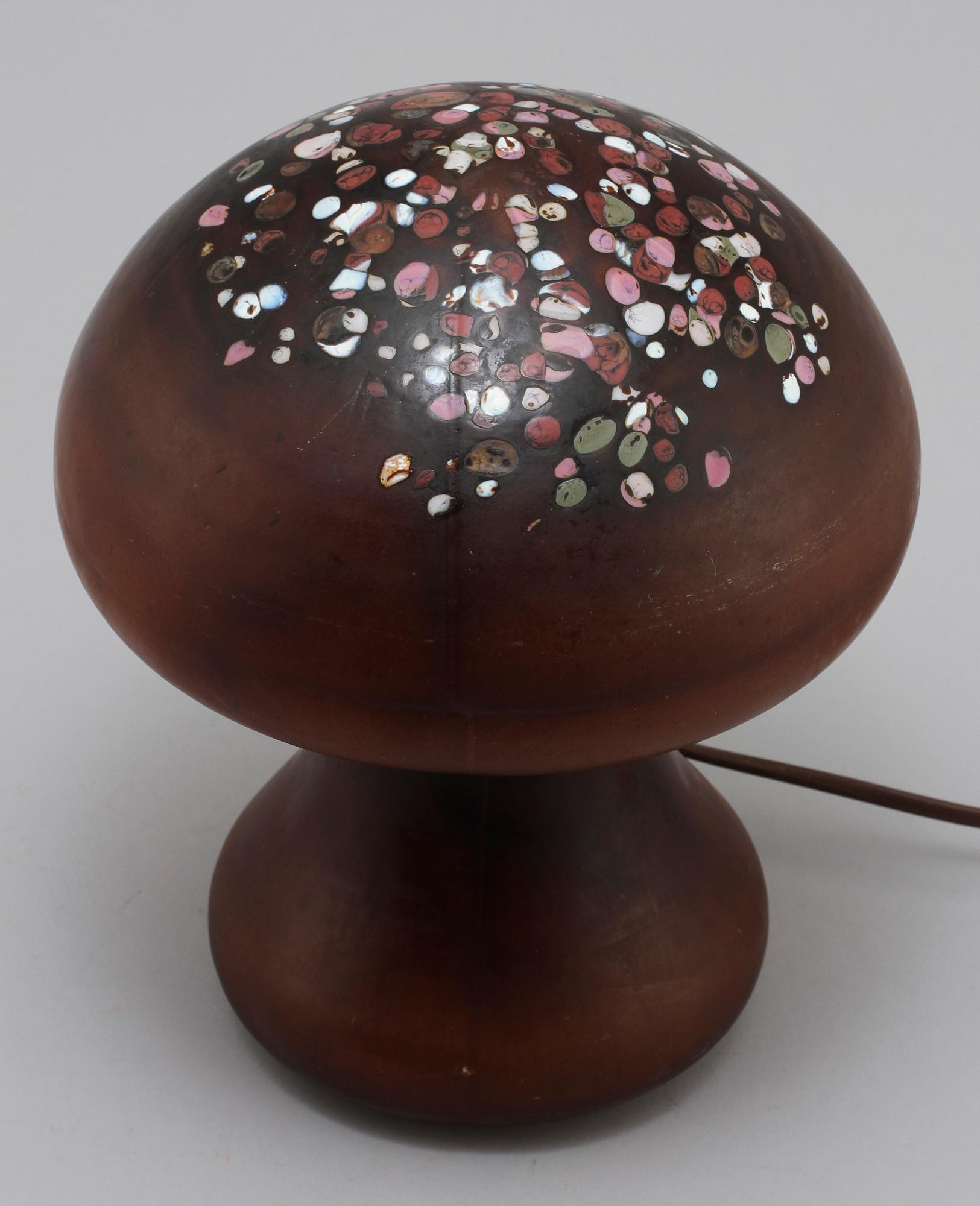 BORDSLAMPA, Monica Backström, Kosta Boda, 1900-talets andra hälft.