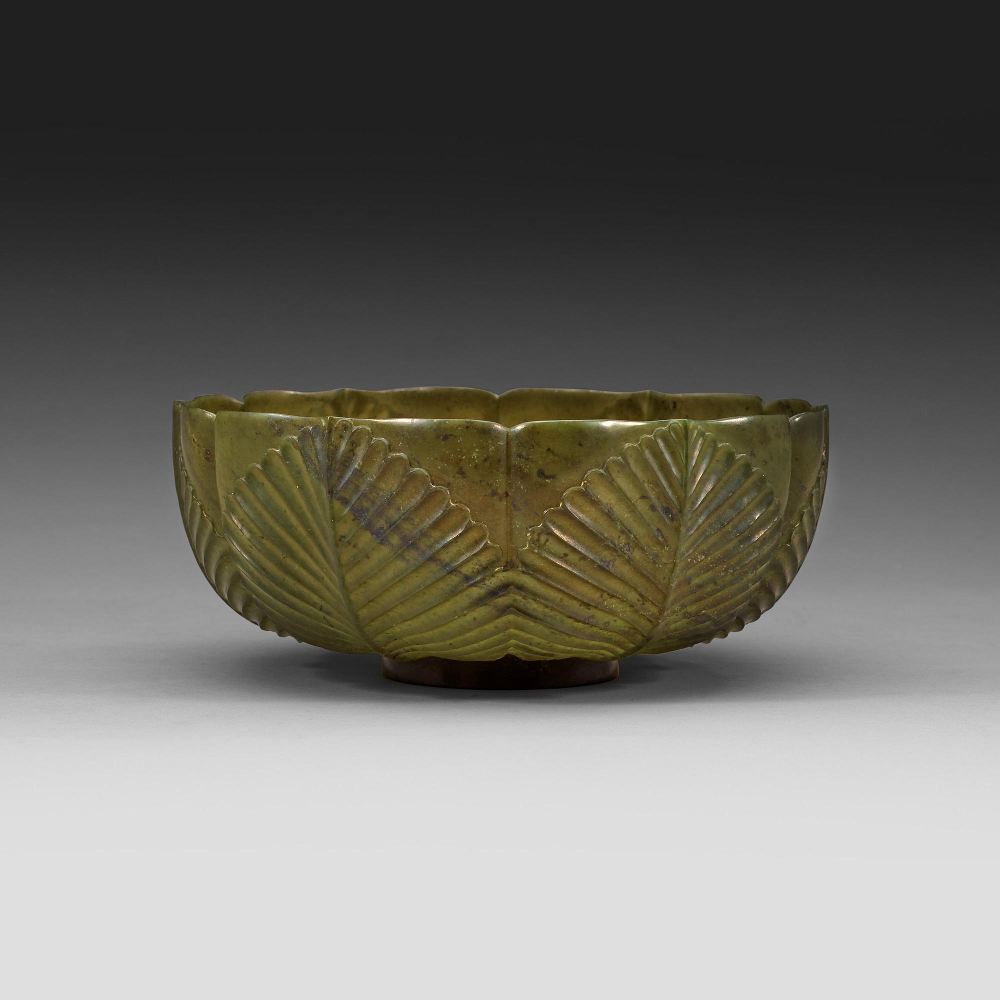 SKÅL, "Spinach" jade, Qingdynastin 1800-tal.