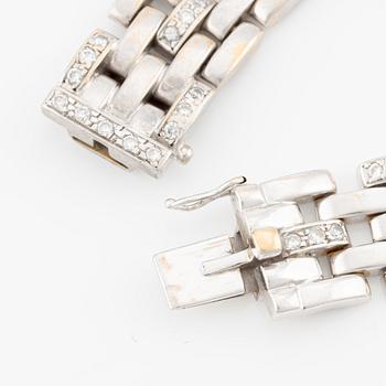 Bracelet 18K white gold with round brilliant-cut diamonds.