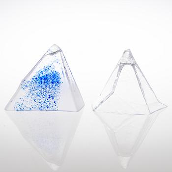 SINI MAJURI, two glass sculptures signed Sini Majuri 2018.