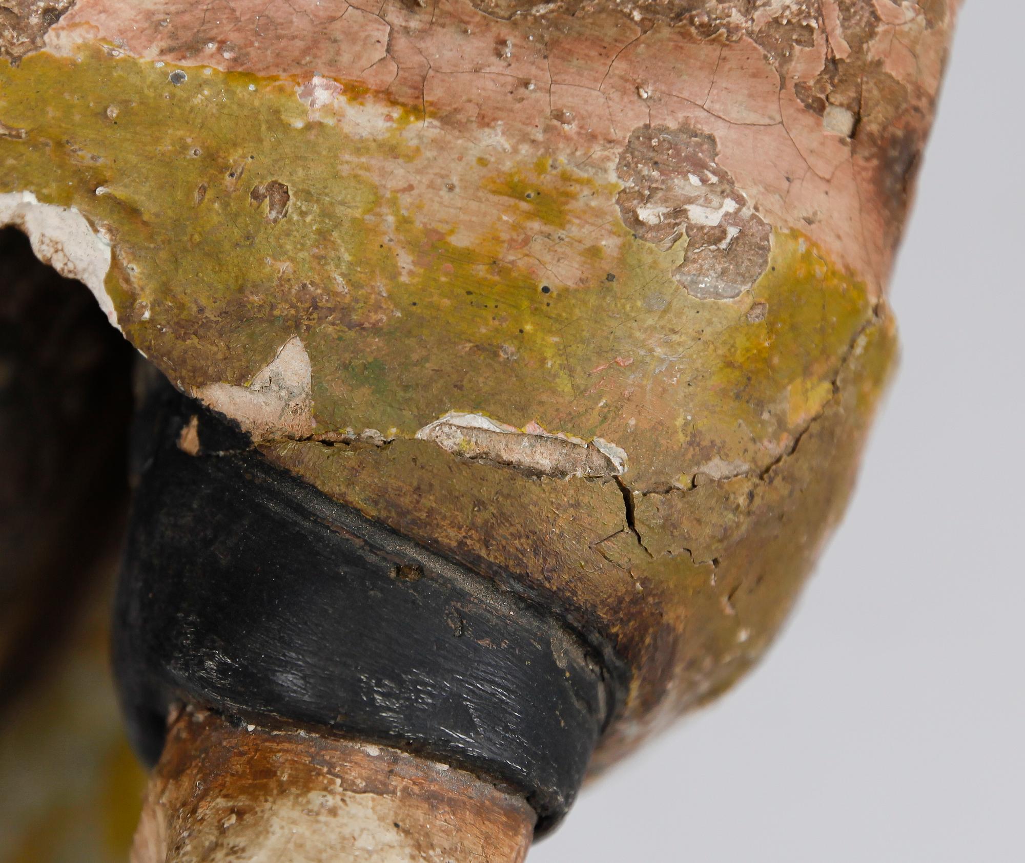 SKULPTUR, snidat och bemålat trä, Nordeuropa, 1800-tal eller äldre.