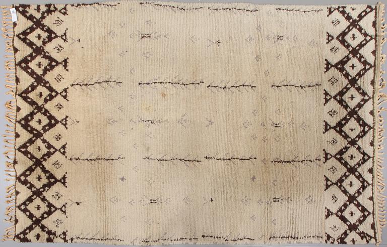 MATTA, flossa, 300 x 198 cm, omkring 1900-talets mitt.