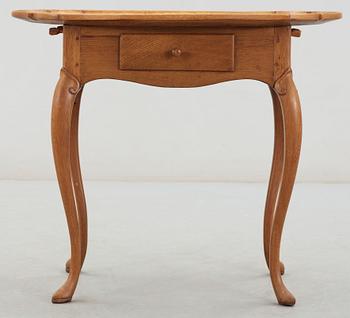 BORD, rokoko, 1700-talets andra hälft.