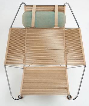Hans J. Wegner, a 'Flag Halyard' easy chair, Getama, Denmark.
