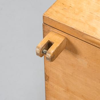 Aino Aalto, A mid-20th century 'H297' drawer unit for O.Y. Huonekalu-ja Rakennustyötehdas A.B. Finland.