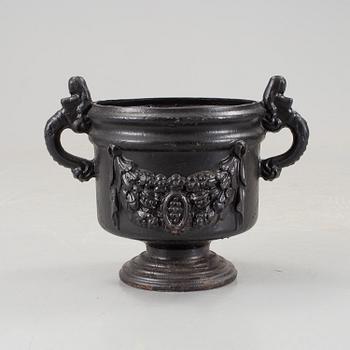 URNA, gjutjärn, Stavsjö, 1900-tal.