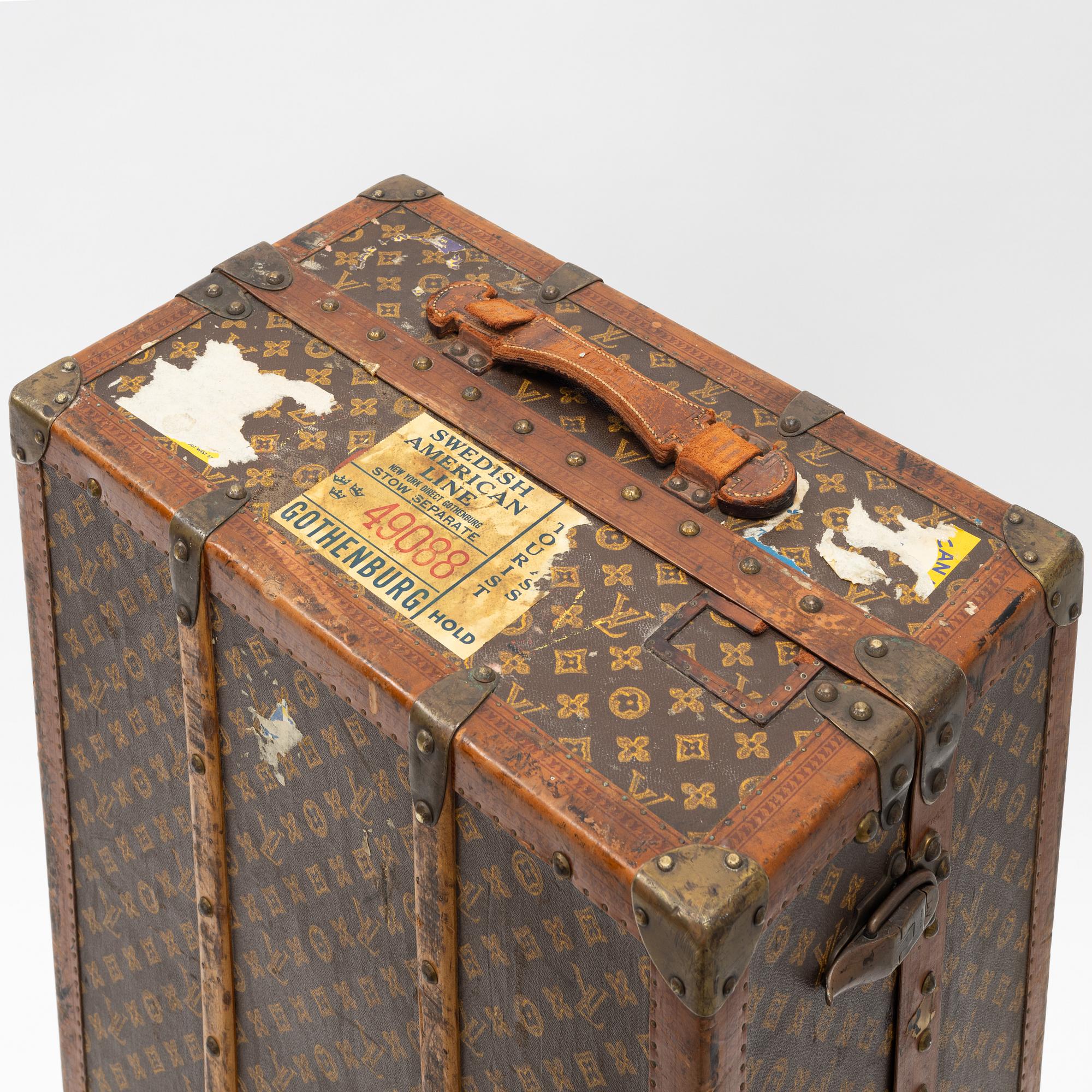 Louis Vuitton, A late 19th century trunk.