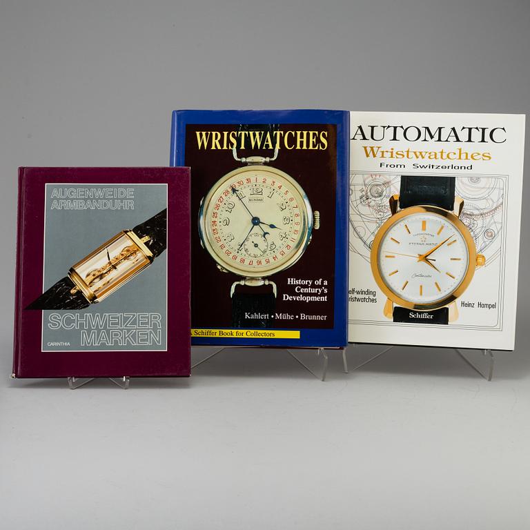 A lot of 4 books regarding watches.