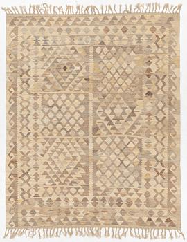 A Kilim rug, c. 246 x 200 cm.