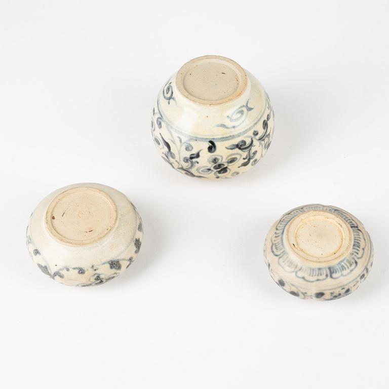 Two blue and white brush washers and a miniature pot, South East Asia, 15th/16th Century.