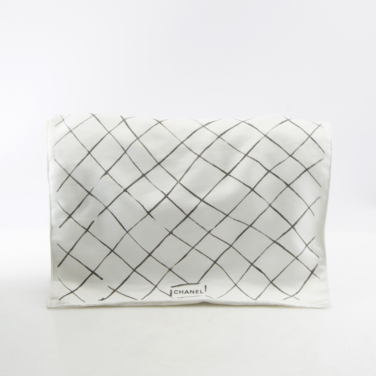 Chanel, bag, "Maxi Sac Classique", 2022.