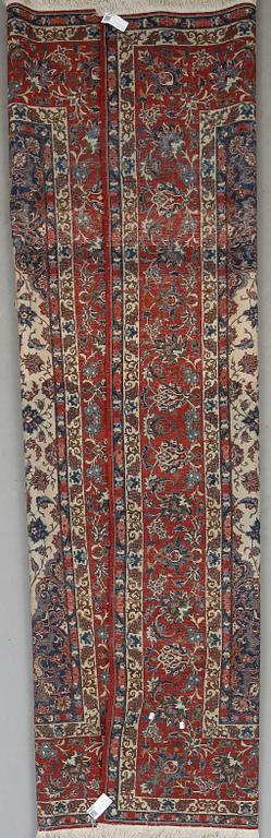 MATTA, semiantik/old, Isfahan, ca 296x211 cm.
