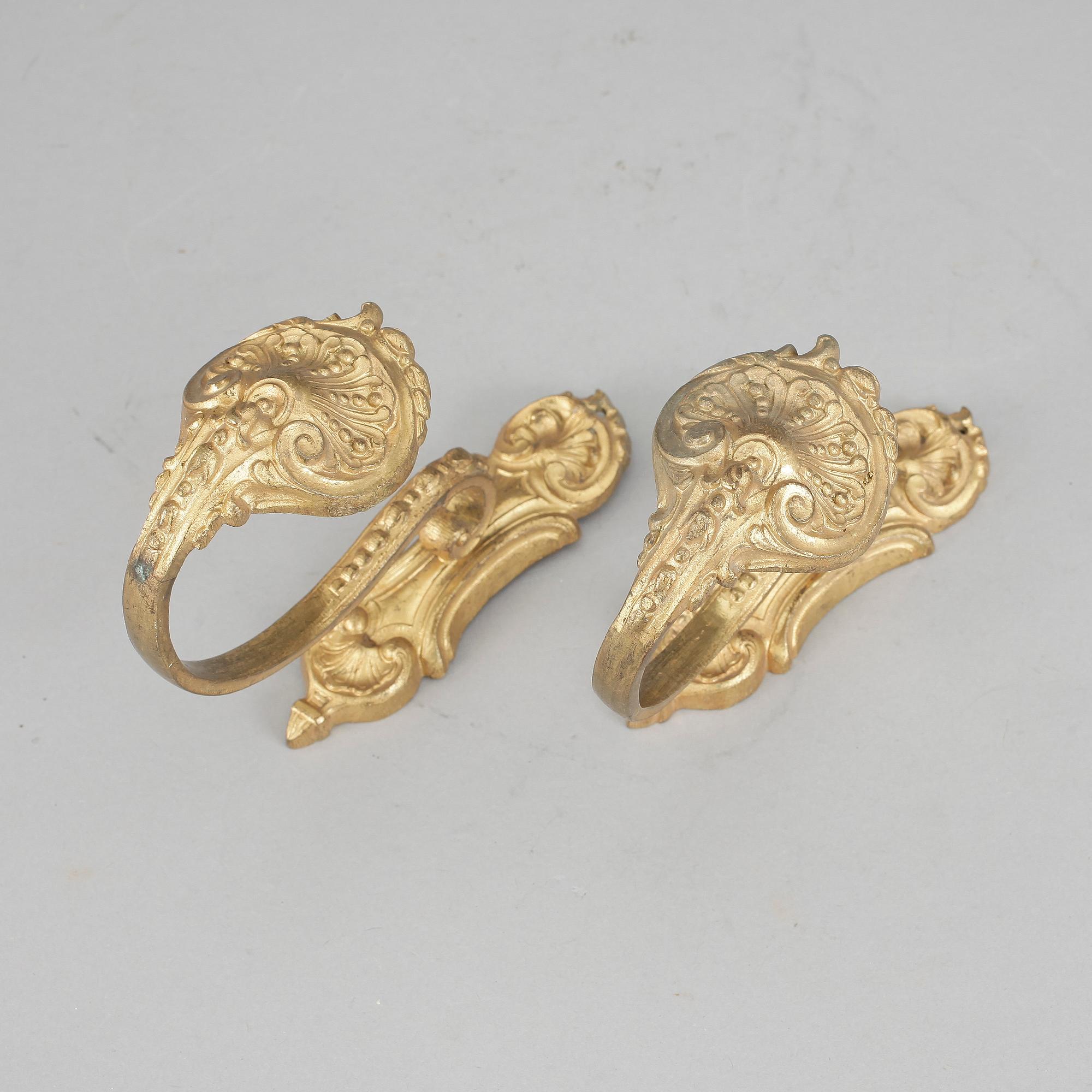 GARDINOMTAG, ett par, omkring 1850.