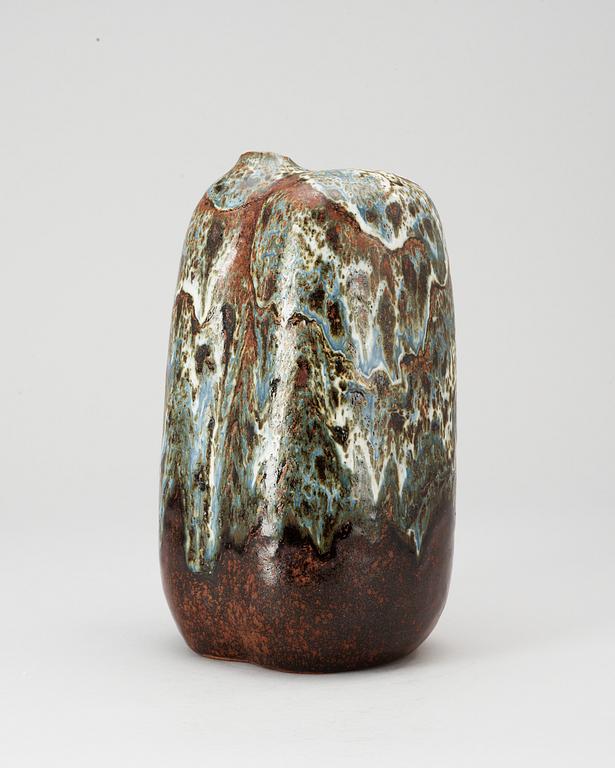 An Erik Plöen stoneware vase, Norway.