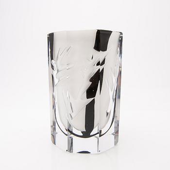 Olle Alberius, Vase, "Arrow", Orrefors Gallery, 1990.