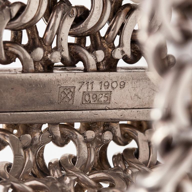 Omega, De Ville, armbandsur 32 x 24 mm.