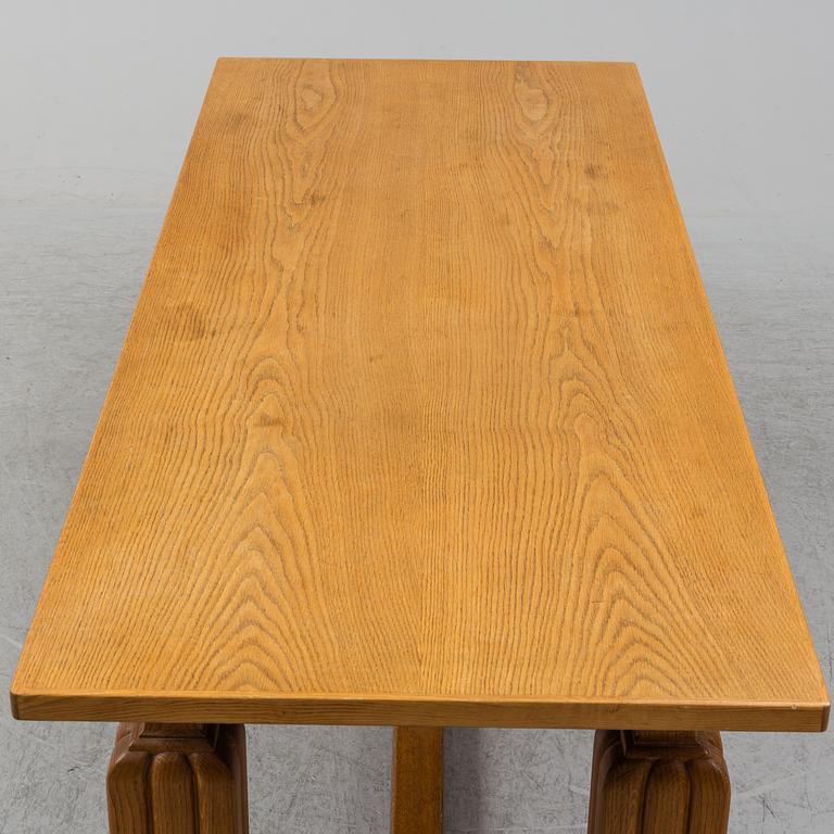 CARL MALMSTEN, a oak dining table.