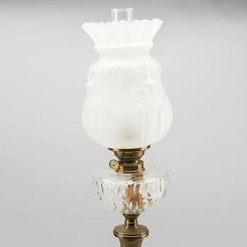 An early 20th century paraffin lamp.