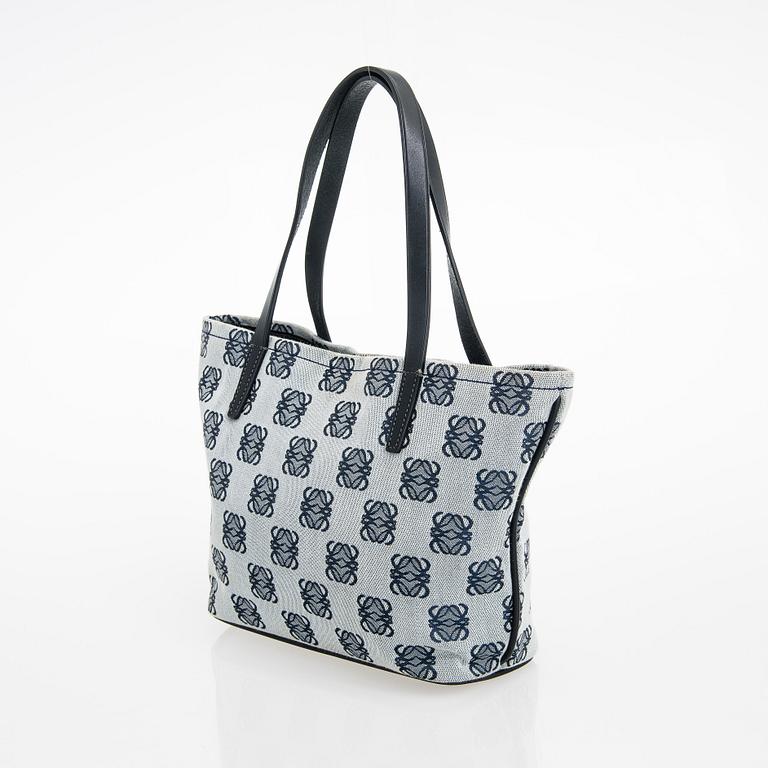 Loewe, väska.