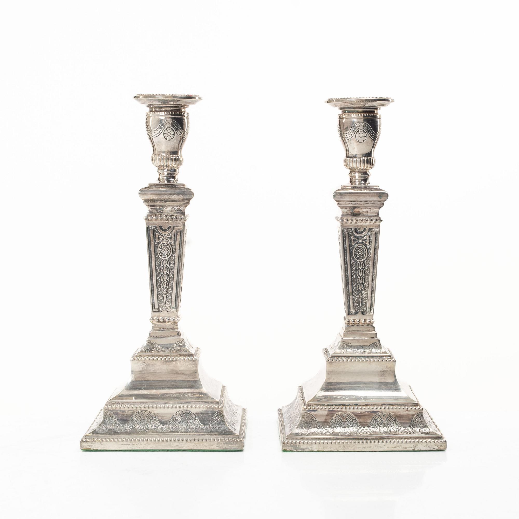Candlesticks, a pair, sterling silver, import mark of International Bullion & Metal Brokers, London 1979.