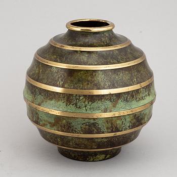A bronze Art Deco vase, Svenska Metallverken, 1920's/30's.