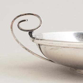 A silver plate by Fritz S Heimburger, Copenhagen 1943. Weight circa 225 grams.