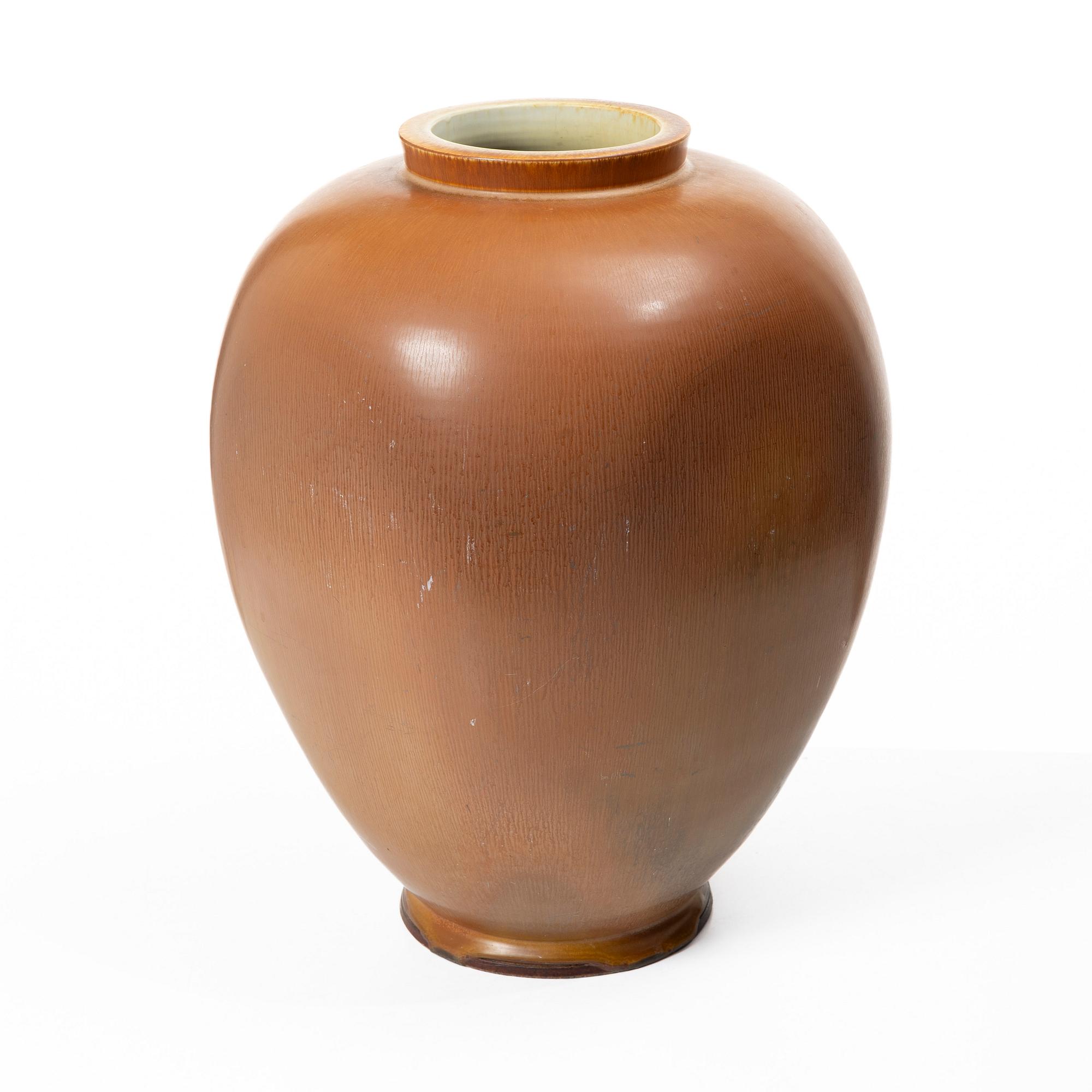 Berndt Friberg, A stoneware floor vase, Gustavsberg Studio, 1962.