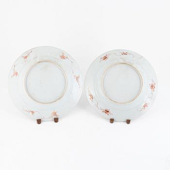 A pair of famille rose dishes, Qing dynasty, Qianlong (1736-95).