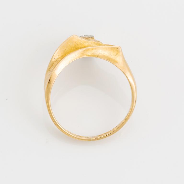 Björn Weckström, An 18K gold Lapponia ring DIamond promise" set with a round brilliant-cut diamond.