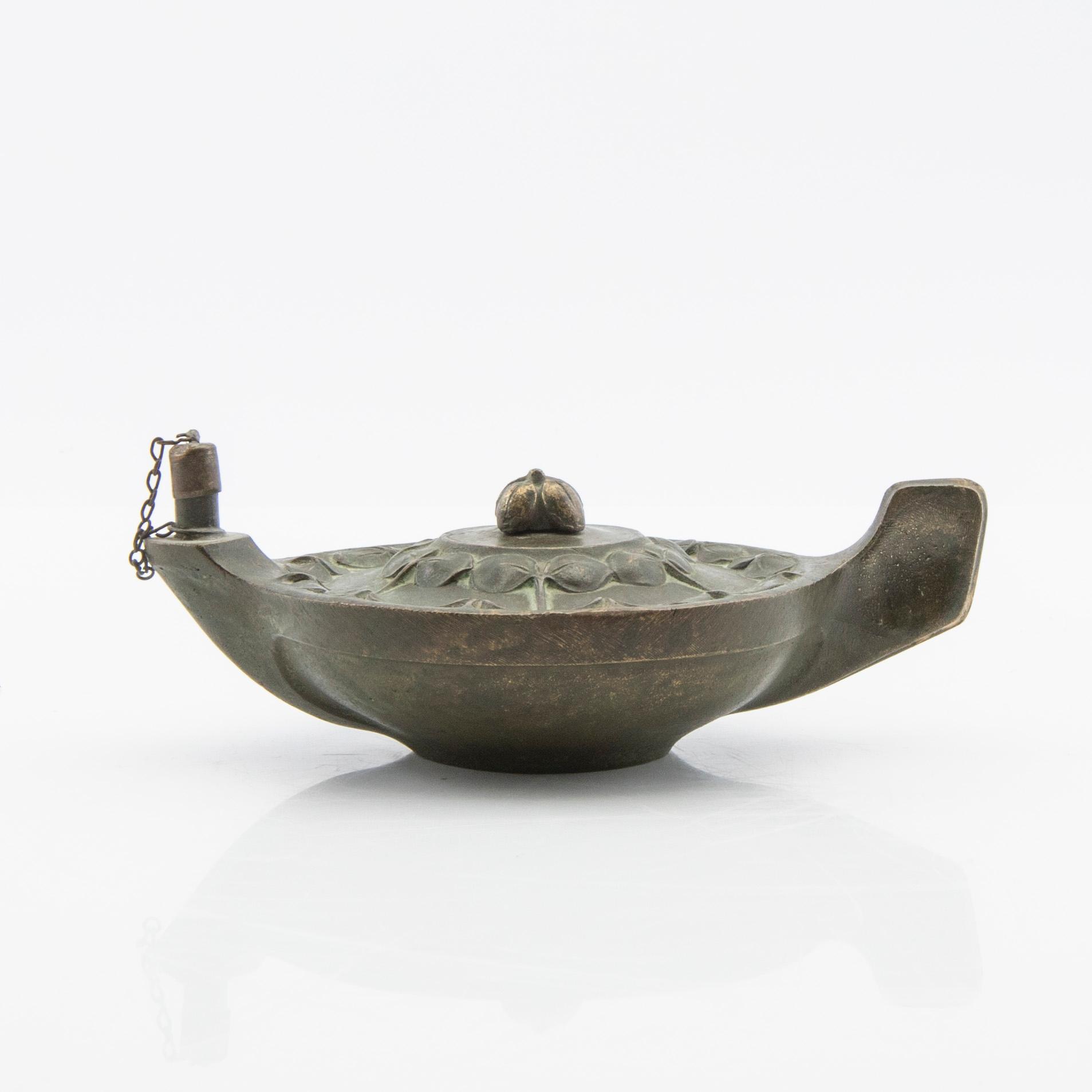 Oil lamp, Art Nouveau, first half of the 20th century.