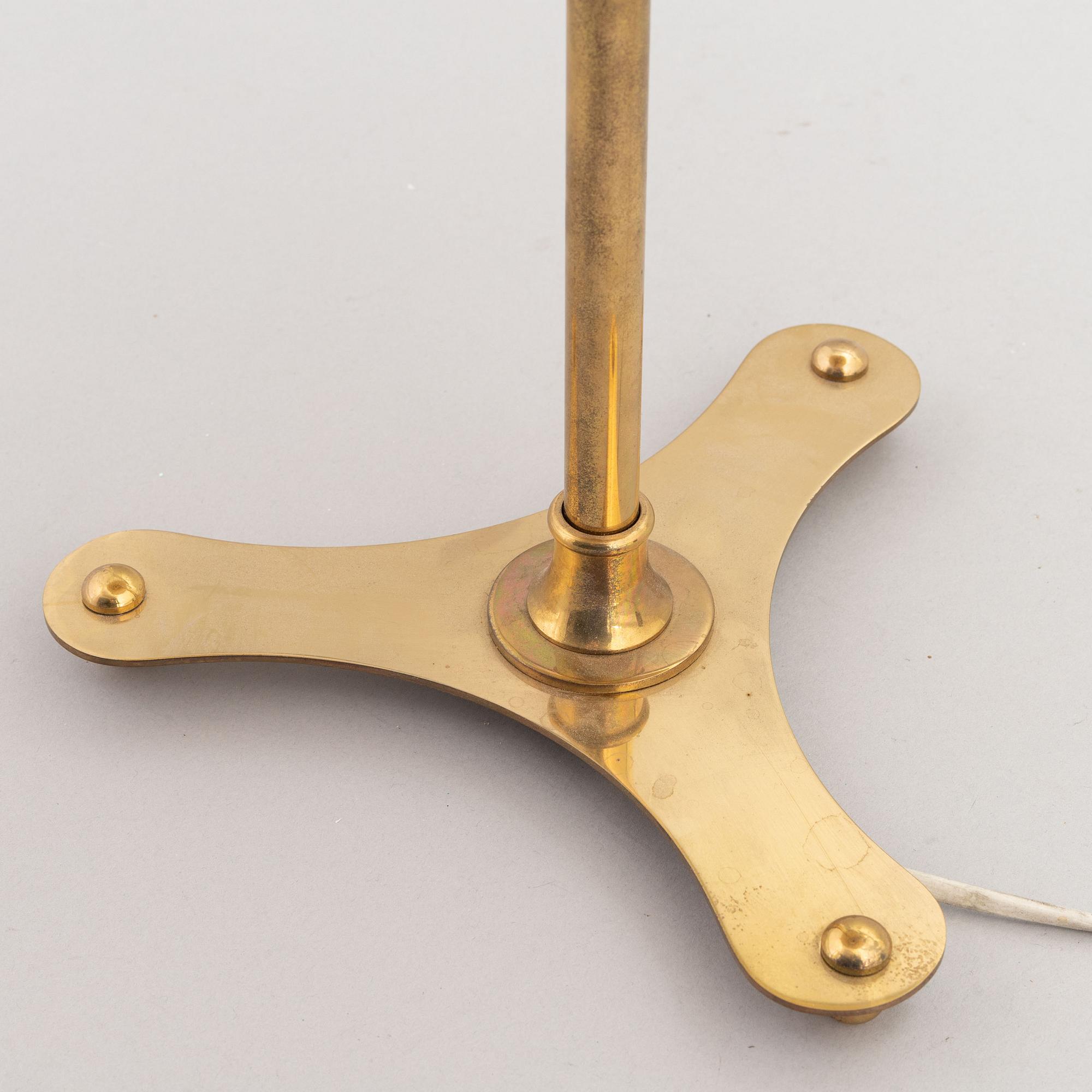 Josef Frank, a model 2467 table lamp, Firma Svenskt Tenn.