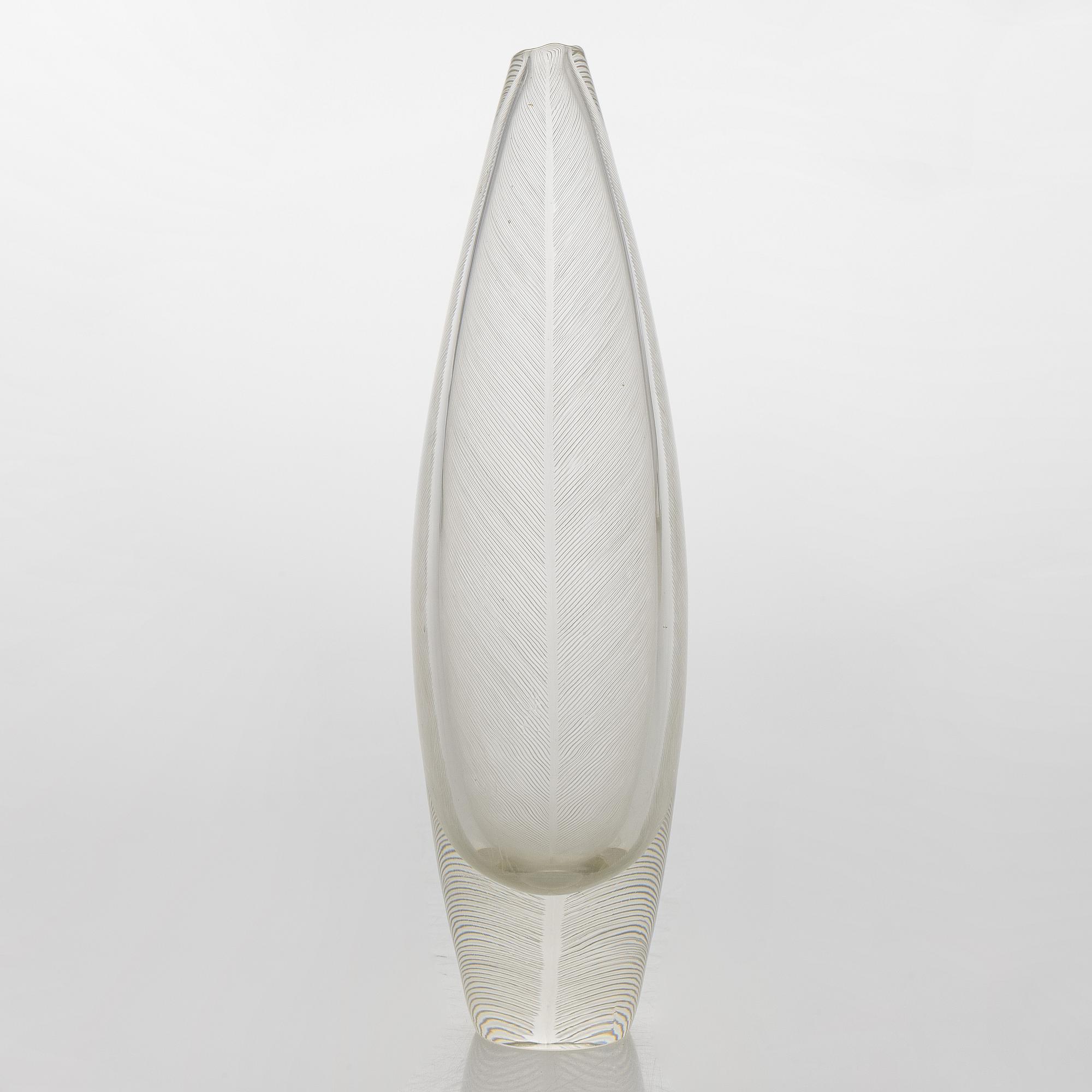 Tapio Wirkkala, A 'Sulka' Glass Vase, signed Tapio Wirkkala iittala -58.