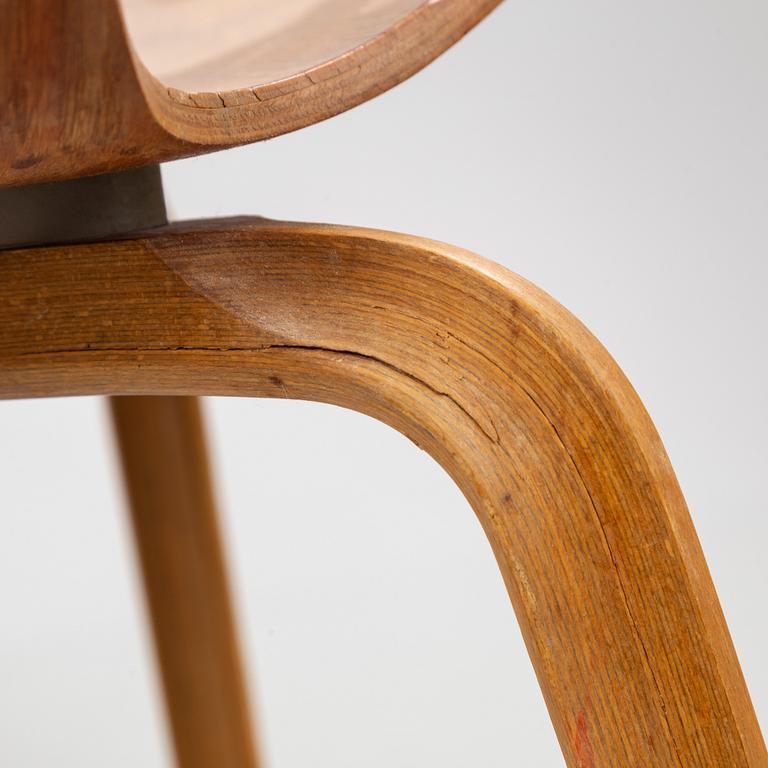 Arne Jacobsen, stolar, 6 st, "Grand Prix", Fritz Hansen, Danmark, 1950-tal.