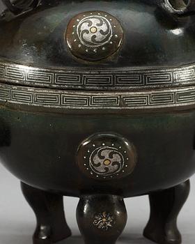 RÖKELSEKAR med LOCK, brons. Arkaiserande modell.