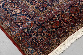 A carpet, semi-antique Kashan, a so-called Dabri, ca 394,5 x 310 cm.