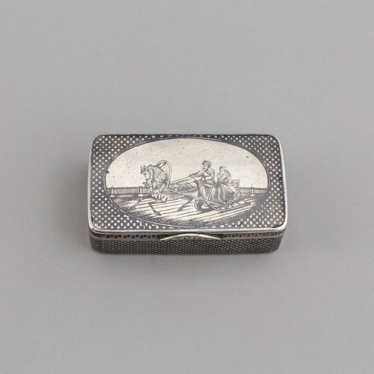 A Russian parcel gilt silver niello box, unidentified makers mark, Moscow 1896-1908.