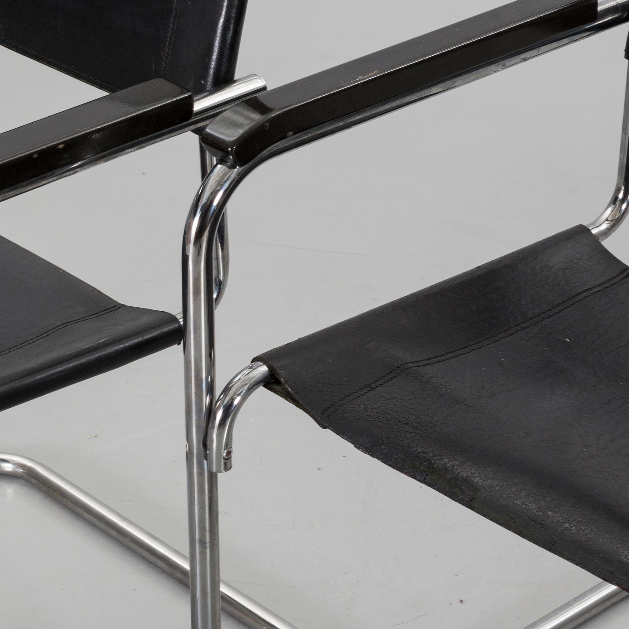 A SET OF 4 MARCEL BREUER B34 ARMCHAIRS, THONET .