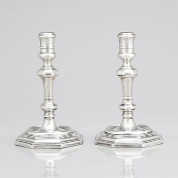 A pair of Italian late 17th/early 18th Century silver candlesticks. Marks of Johann Adolf Gaap (born 1667, died 1724).