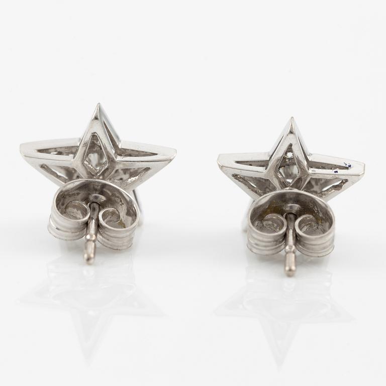 Earrings, in the shape of stars, 18K white gold with brilliant-cut diamonds.