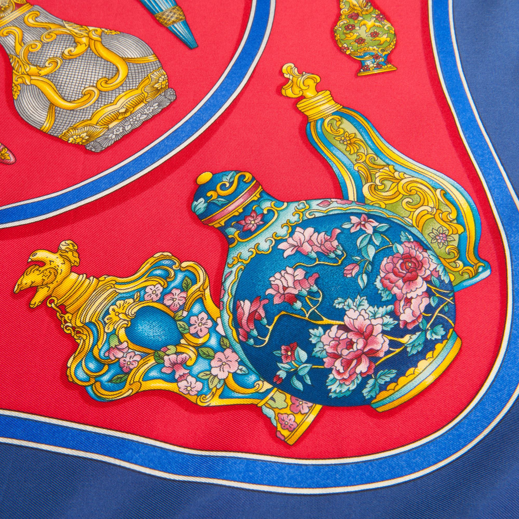 SCARF, "Qu'importe le flacon", Hermès.