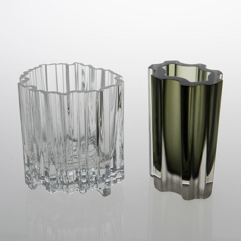 A glass vase 3571 "Arcadia" and vase 3502, glass, signed Tapio Wirkkala, Iittala. The latter half of the 20th Century.