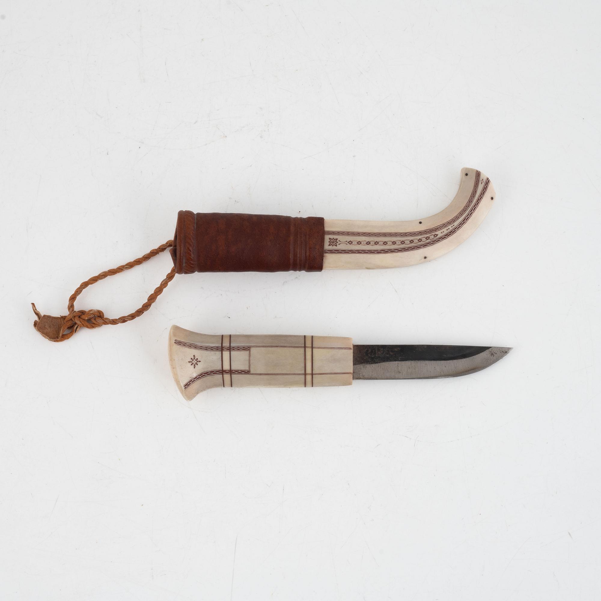 Per Isak Juuso, halvhornskniv, Karesuando, signerad PI Juuso och daterad 1991.